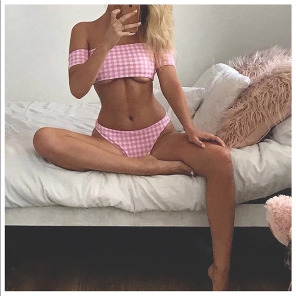 ❥off shoulder crop top cheekyy set - Picture 8 of 8